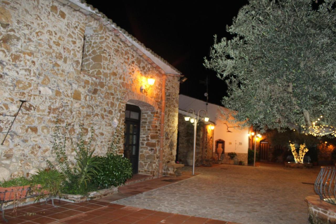 Ponte Calatrasi Agriturismo Roccamena Exterior photo