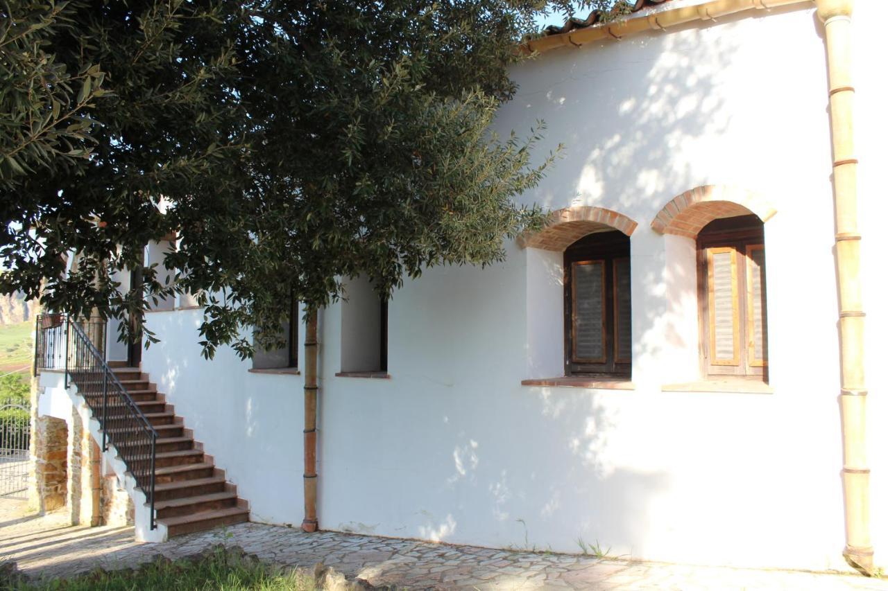 Ponte Calatrasi Agriturismo Roccamena Exterior photo